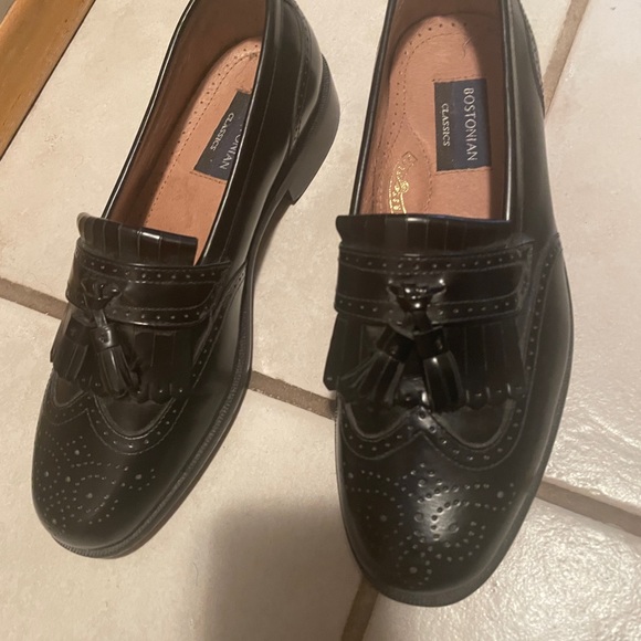 Bostonian Classic first flex loafers with tassels - Picture 2 of 4